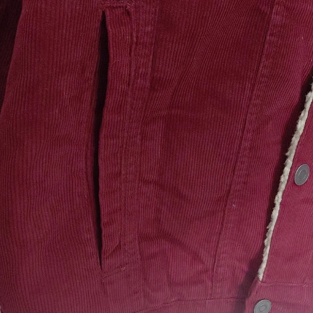 Forever 21 Men's Burgundy Corduroy Jacket with Cream Sherpa Collar